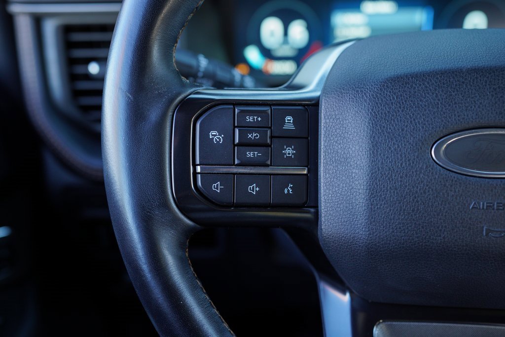 Used 2023 Ford Expedition Platinum image 30