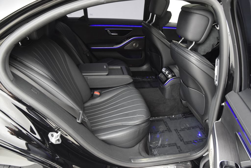 Certified 2022 Mercedes-Benz S 500 4MATIC image 19