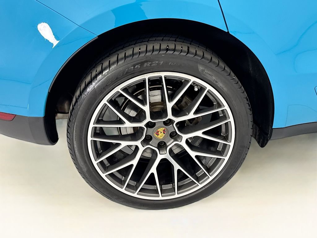 Used 2021 Porsche Macan S image 32