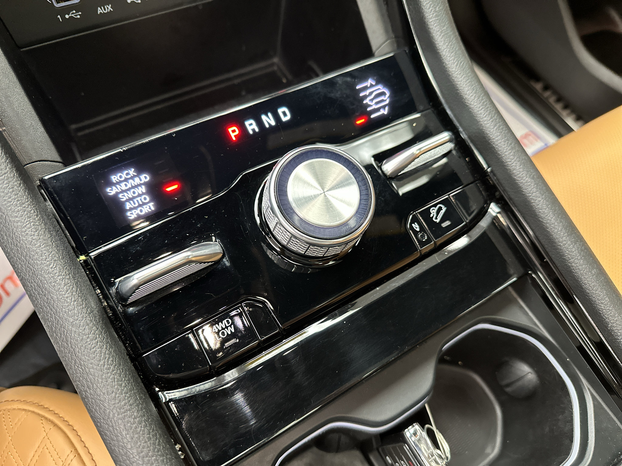 Used 2025 Jeep Grand Cherokee Summit w/ Adv Protech Group IV AWD/4WD image 9