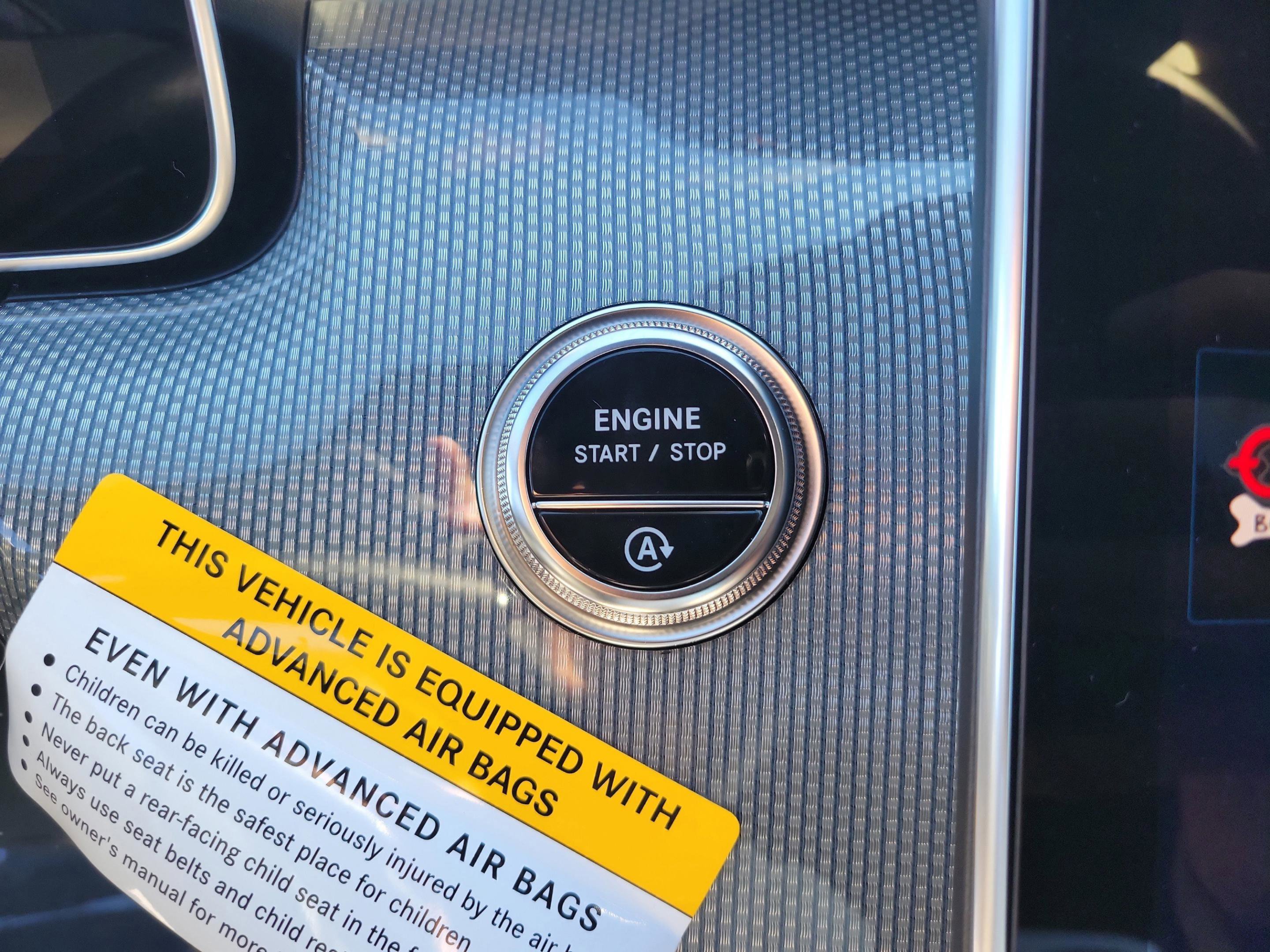 New 2026 Mercedes-Benz CLE 300 4MATIC Coupe image 14