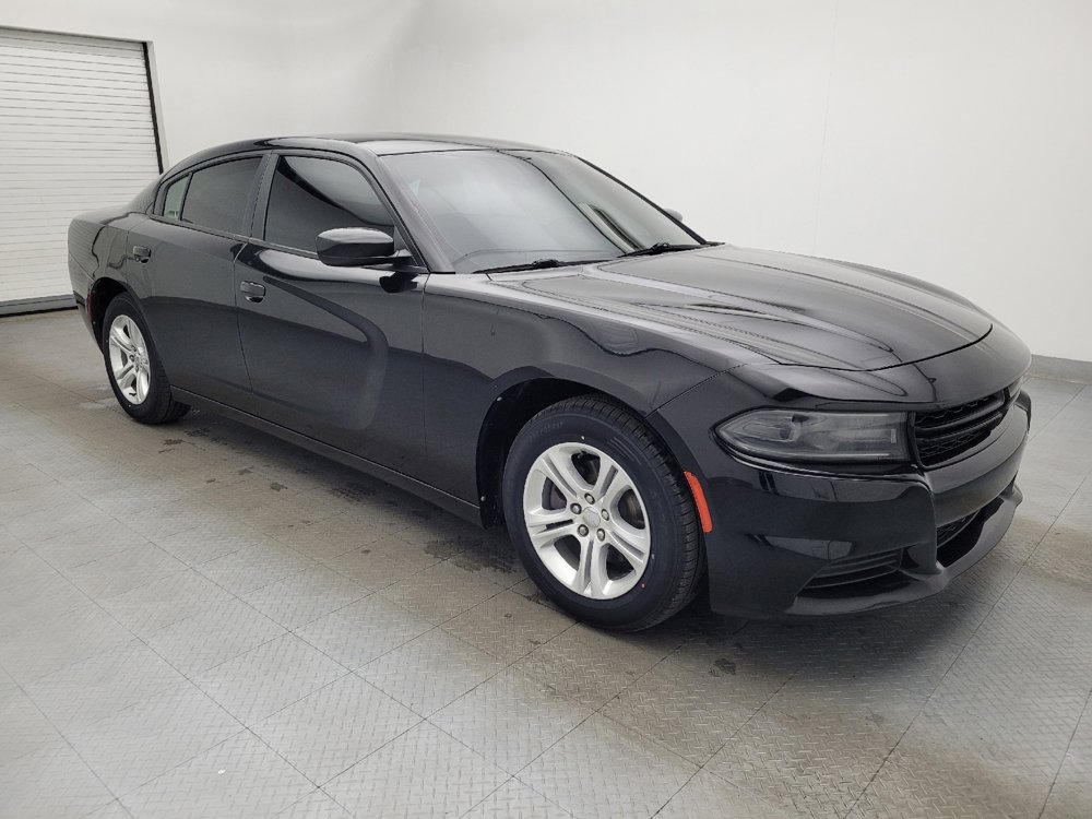 Used 2018 Dodge Charger SXT image 11