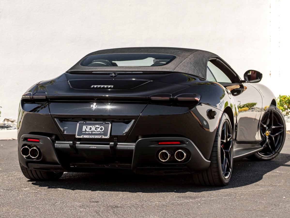Used 2024 Ferrari Roma Spider RWD image 7