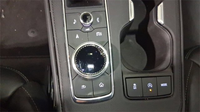 Used 2025 Cadillac XT4 Premium Luxury image 30