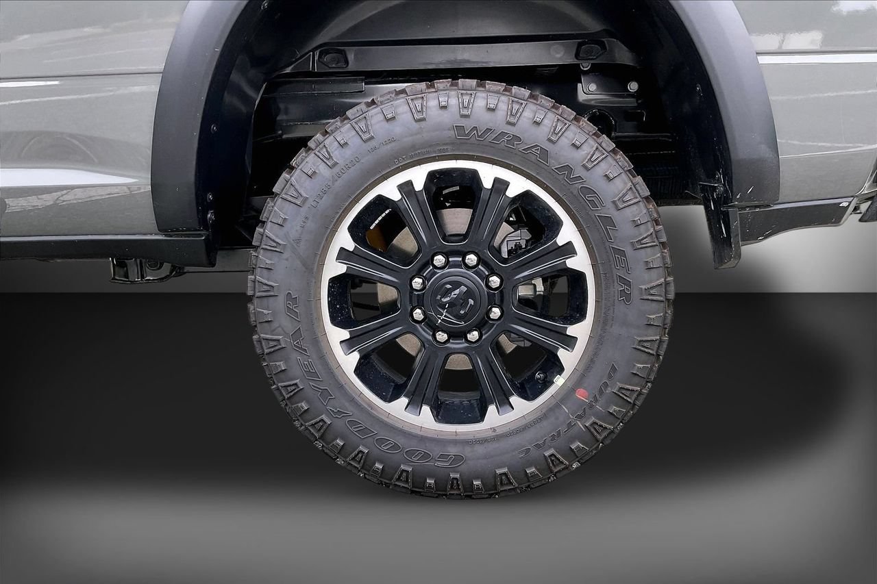 New 2026 RAM 2500 Warlock AWD/4WD image 33