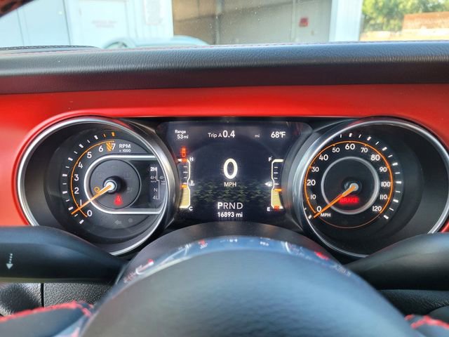 Used 2023 Jeep Gladiator Rubicon w/ Trailer Tow Package AWD/4WD image 24