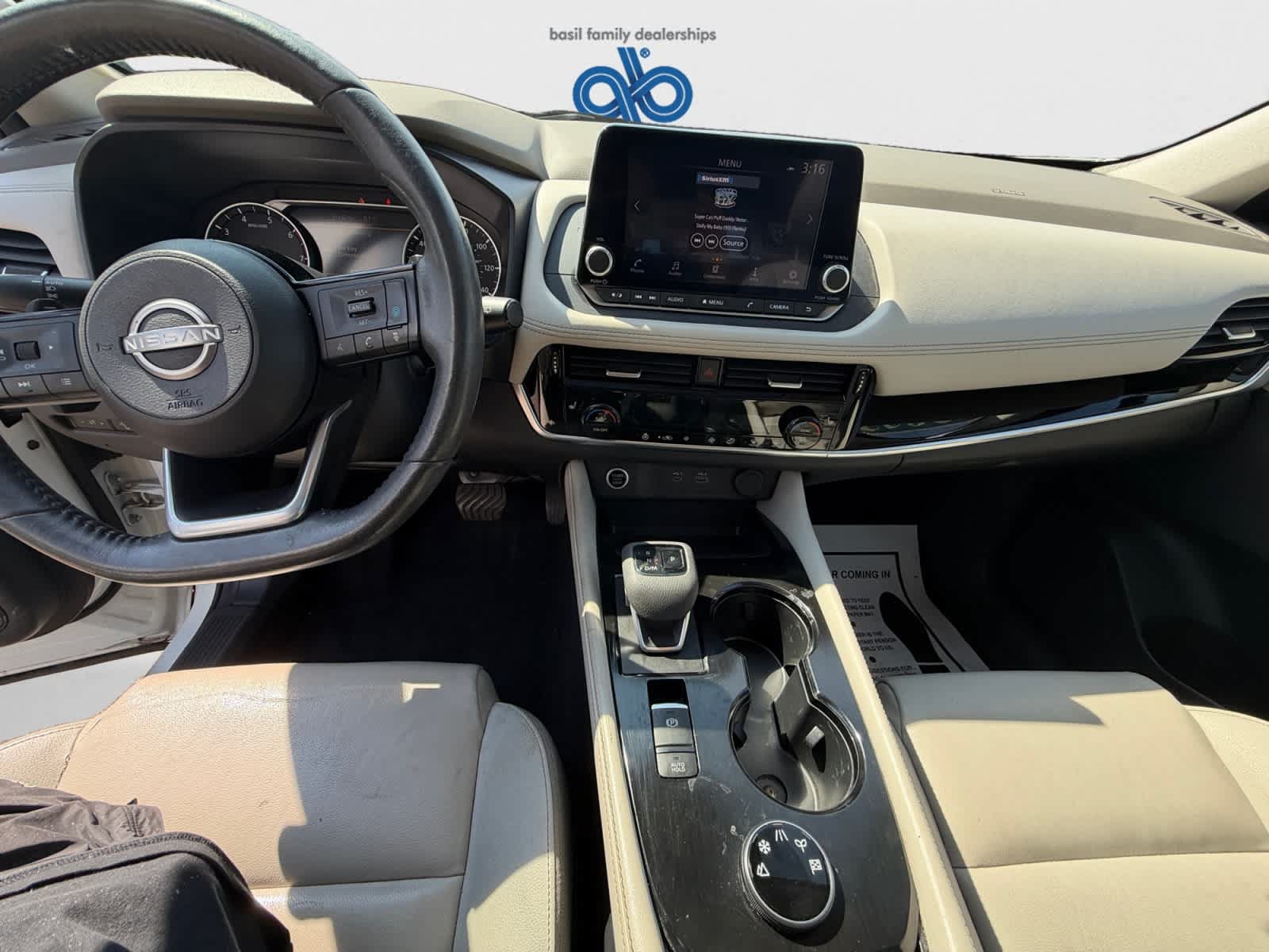 Used 2023 Nissan Rogue SL AWD/4WD image 14