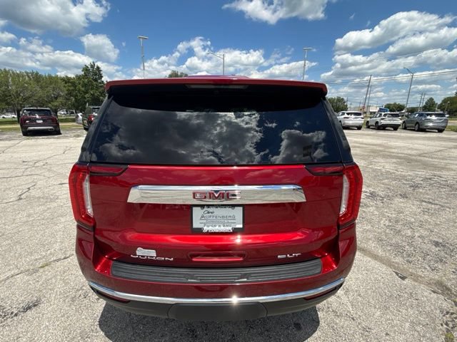 Certified 2023 GMC Yukon SLT w/ SLT Premium Package AWD/4WD image 13