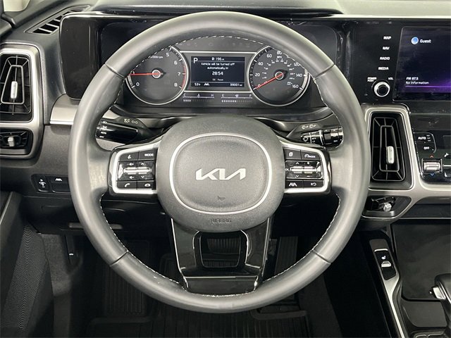 Certified 2022 Kia Sorento S w/ Panoramic Sunroof Package image 14