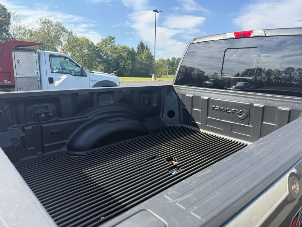 Used 2019 Ford F350 Lariat w/ Chrome Package image 7