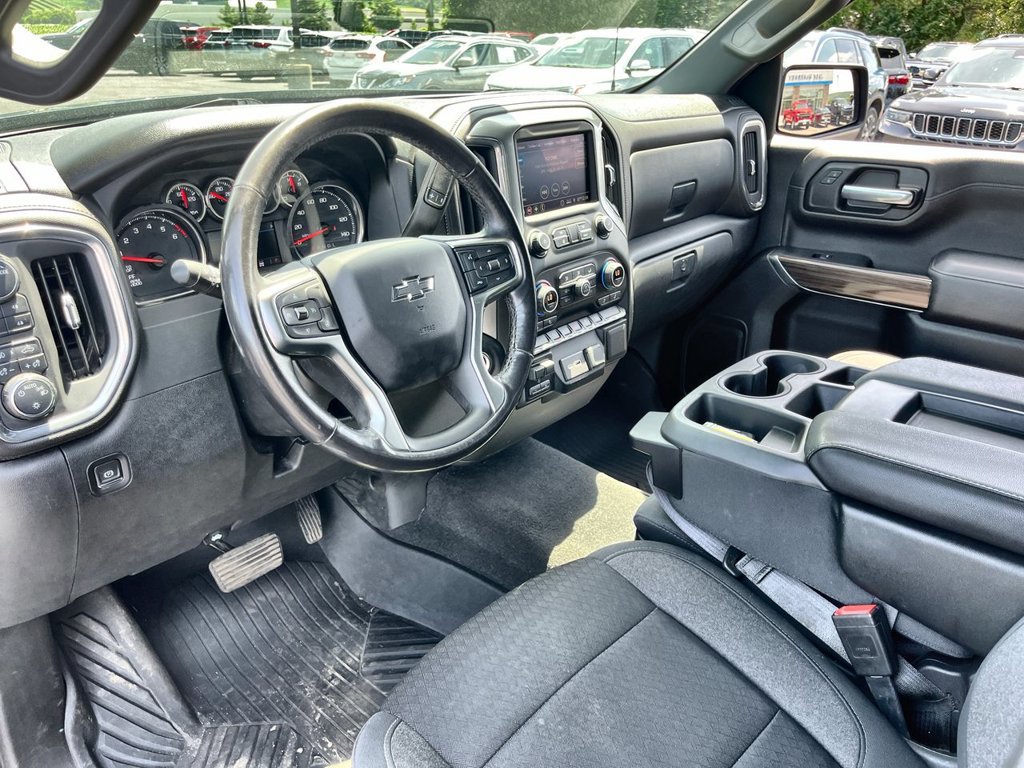 Certified 2021 Chevrolet Silverado 1500 RST AWD/4WD image 10
