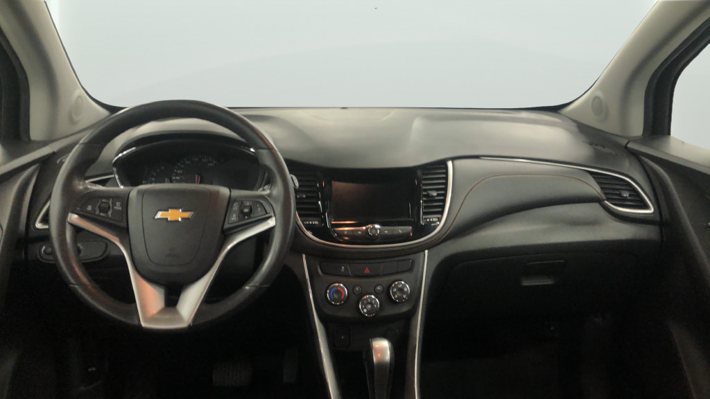 Used 2020 Chevrolet Trax LT w/ LT Convenience Package AWD/4WD image 7