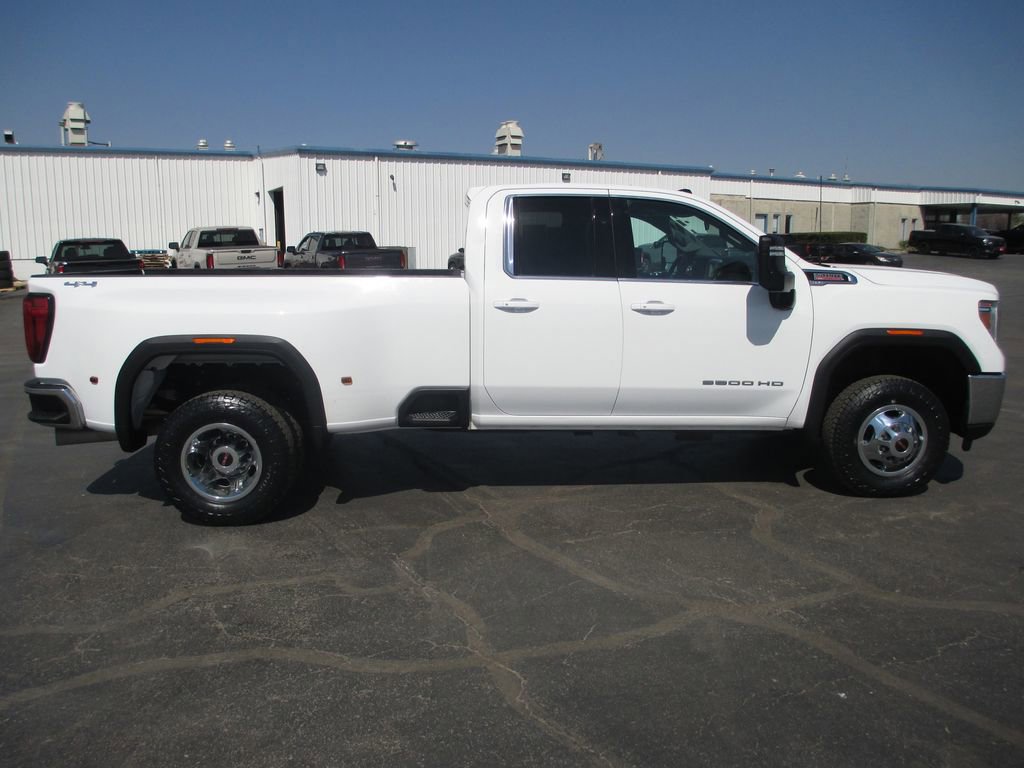 Used 2022 GMC Sierra 3500 SLE w/ SLE Value Package image 5