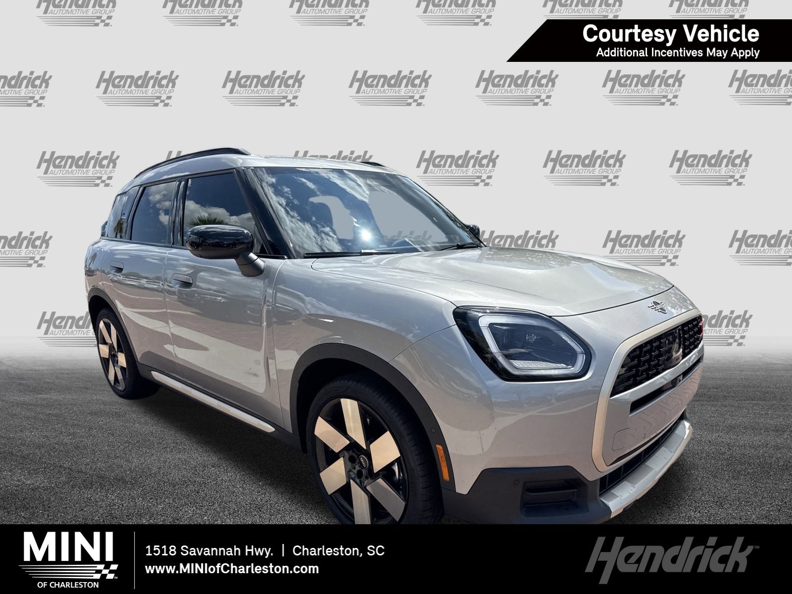 Used 2025 MINI Cooper Countryman S w/ Comfort Package Max image 1