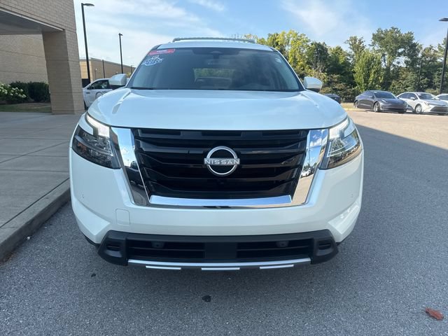 Used 2023 Nissan Pathfinder SL FWD image 7