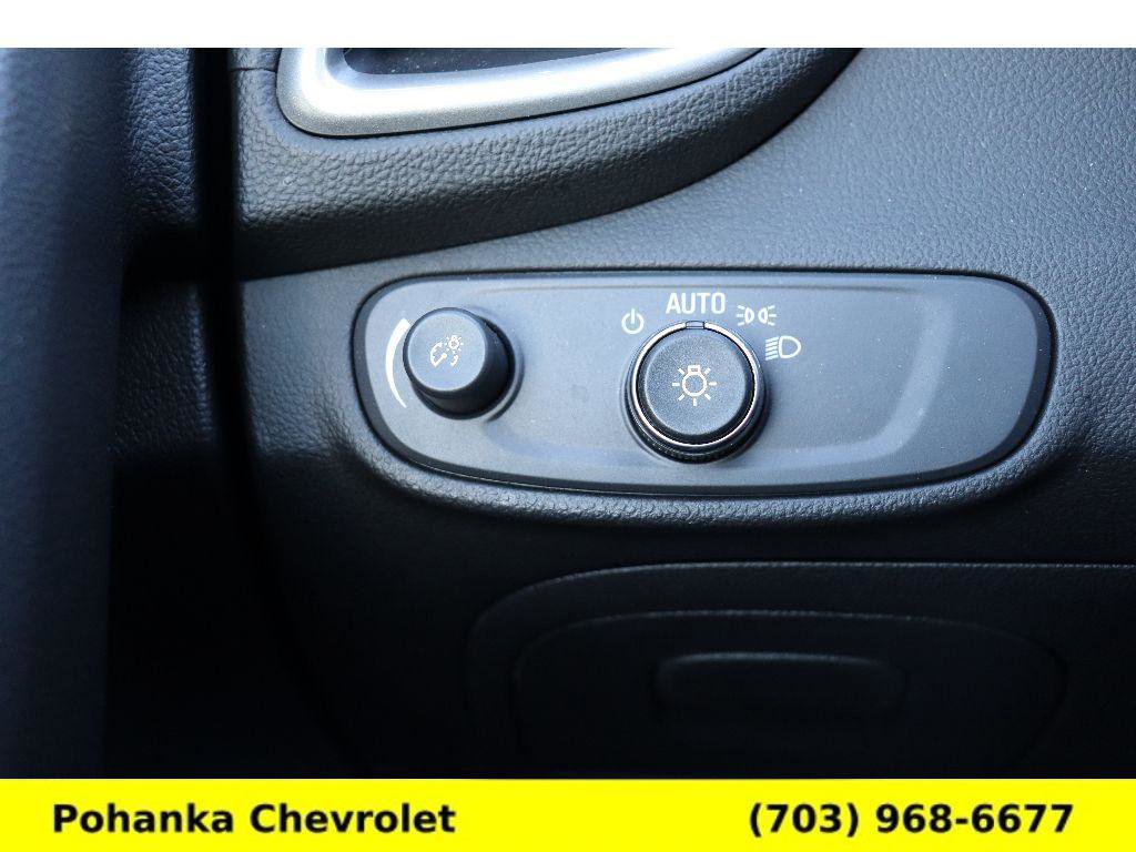 Used 2022 Chevrolet Trax LS w/ Tint and Cruise Package image 14