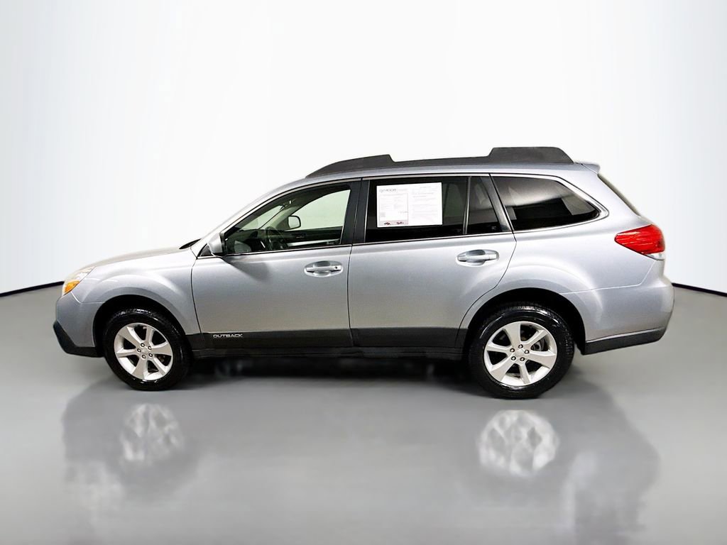 Used 2013 Subaru Outback 2.5i Premium w/ All-Weather Pkg image 4