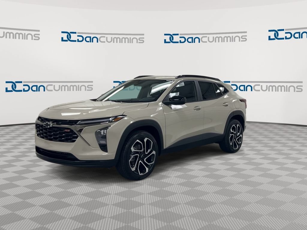 New 2026 Chevrolet Trax RS w/ Sunroof Package FWD image 4