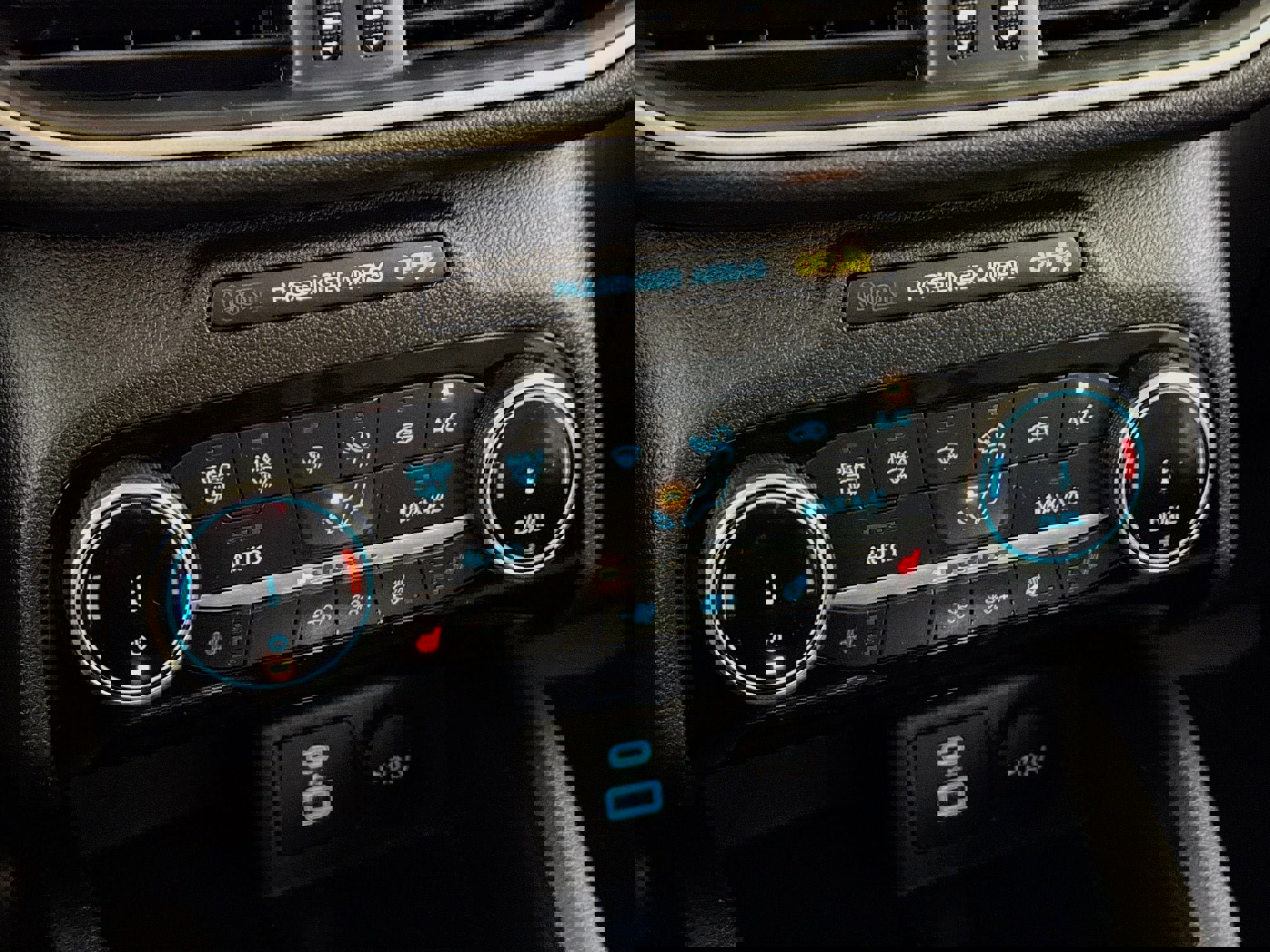 Used 2022 Ford Escape SEL w/ SEL Stealth AWD Package image 18