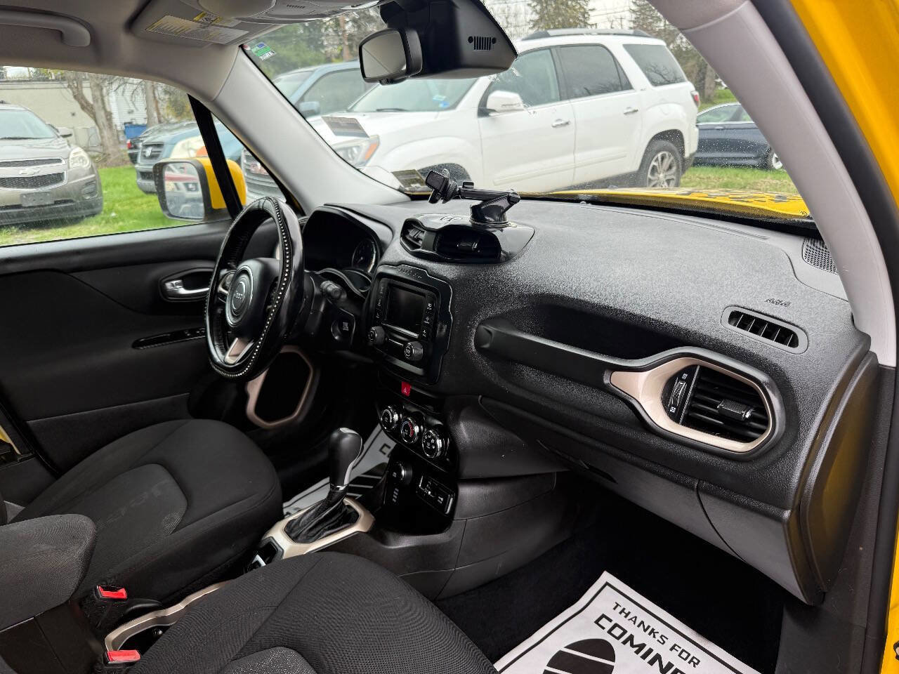 Used 2017 Jeep Renegade Latitude image 20