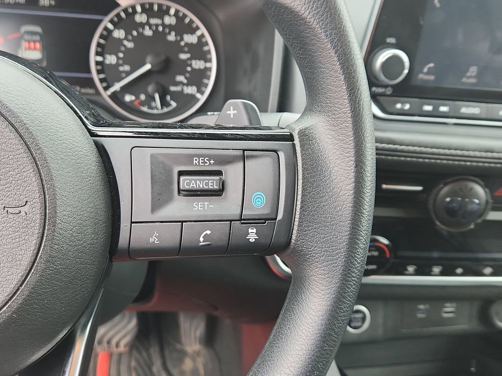 Used 2023 Nissan Rogue SV image 21