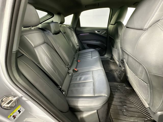 Used 2022 Audi Q4 e-tron Premium Plus w/ Premium Plus image 25