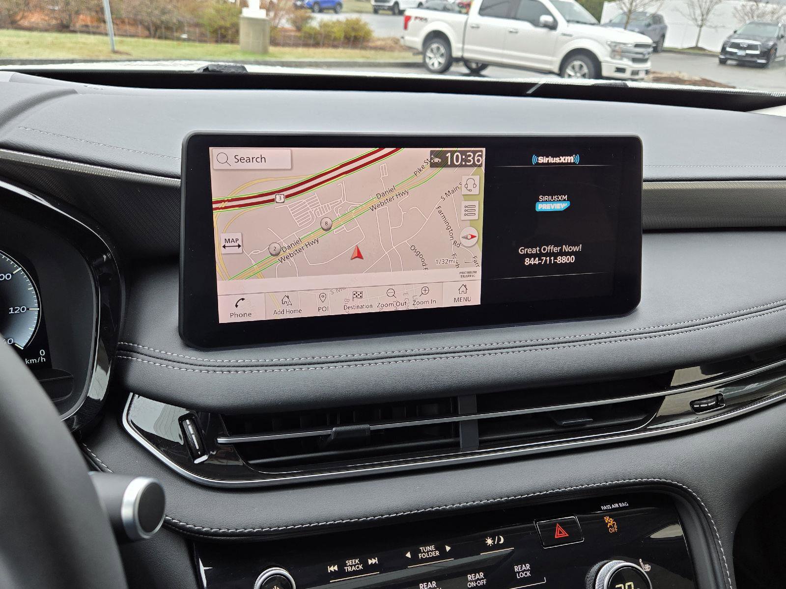 Certified 2025 INFINITI QX60 Luxe w/ Vision Package image 24