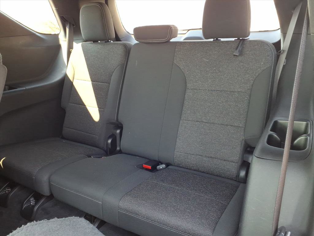 Used 2024 Chevrolet Traverse LT image 25