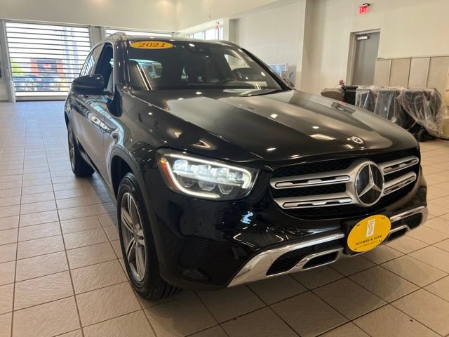 Used 2021 Mercedes-Benz GLC 300 4MATIC video 1