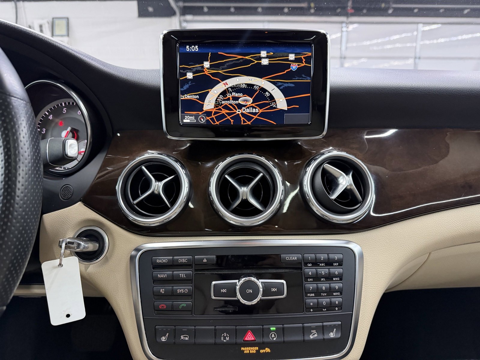 Used 2015 Mercedes-Benz GLA 250 4MATIC image 13