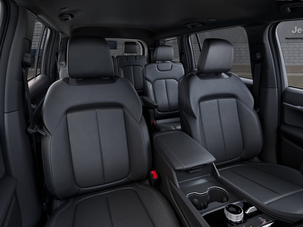 New 2025 Jeep Grand Cherokee L Limited w/ Black Appearance Package image 16