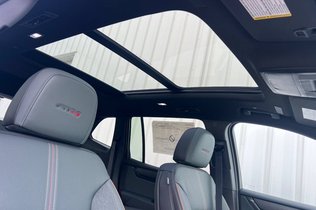 New 2026 GMC Acadia AT4 w/ Super Cruise Package AWD/4WD image 15