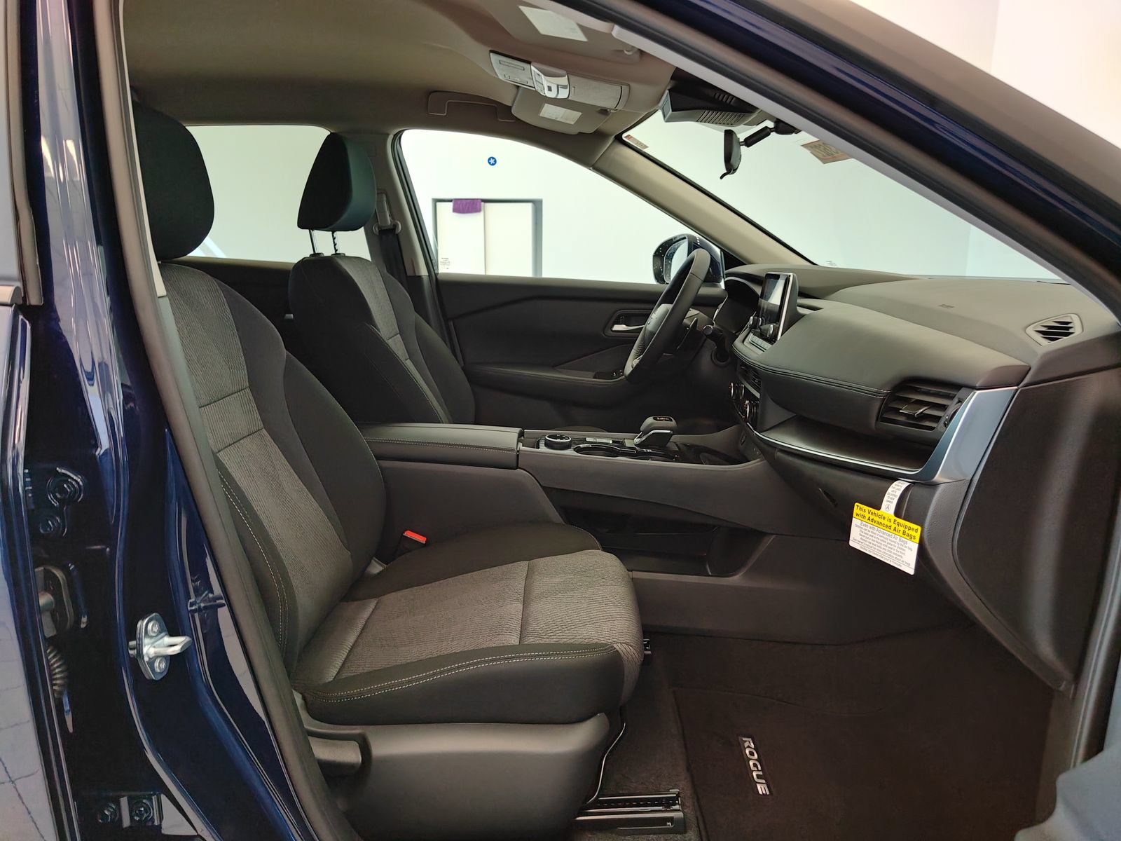 New 2026 Nissan Rogue SV AWD/4WD image 17