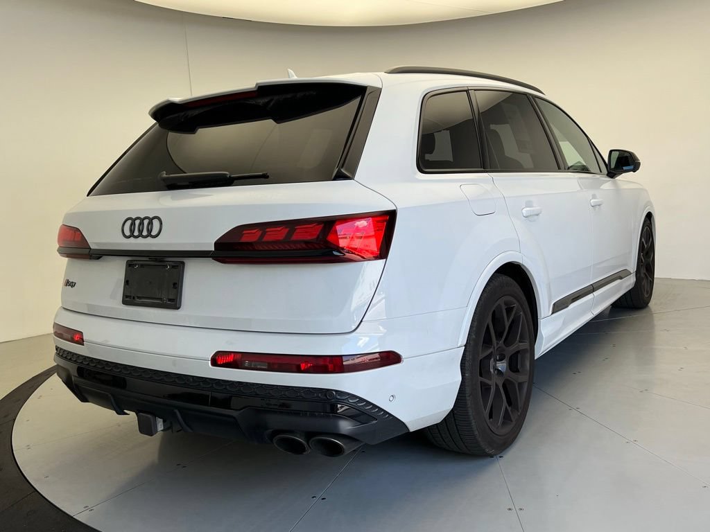 Used 2025 Audi SQ7 Prestige w/ Prestige Package AWD/4WD image 3