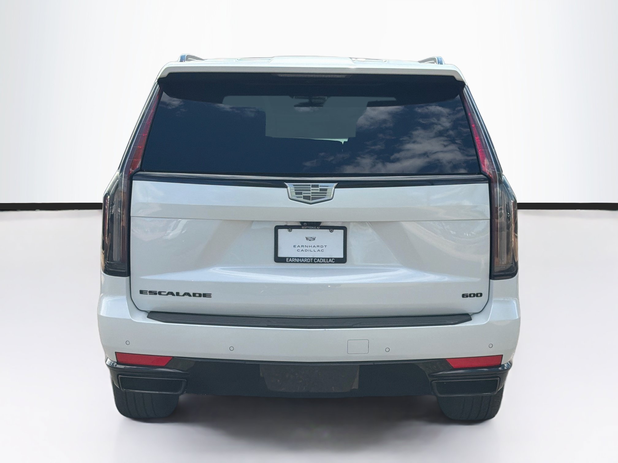 Used 2022 Cadillac Escalade ESV Sport Platinum w/ Heavy-Duty Trailer Package AWD/4WD image 6