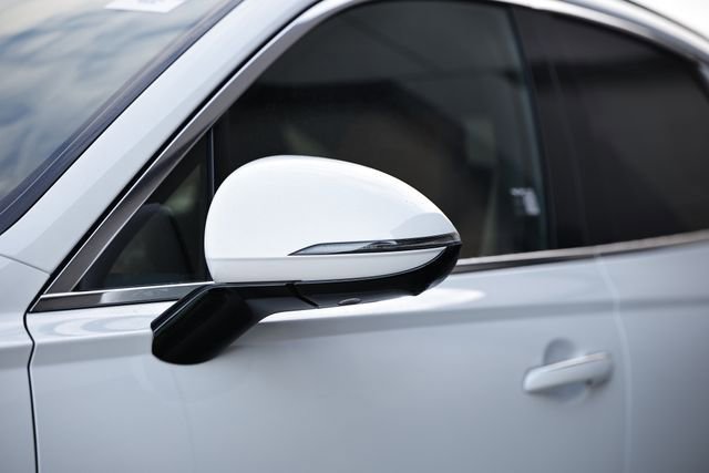 New 2026 Genesis GV70 2.5T Advanced image 11