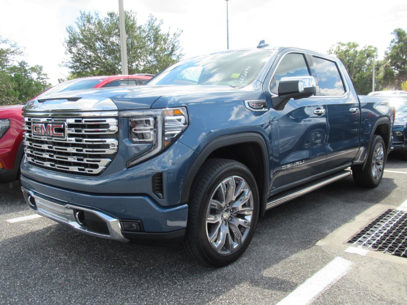 Used 2026 GMC Sierra 1500 Denali AWD/4WD image 2