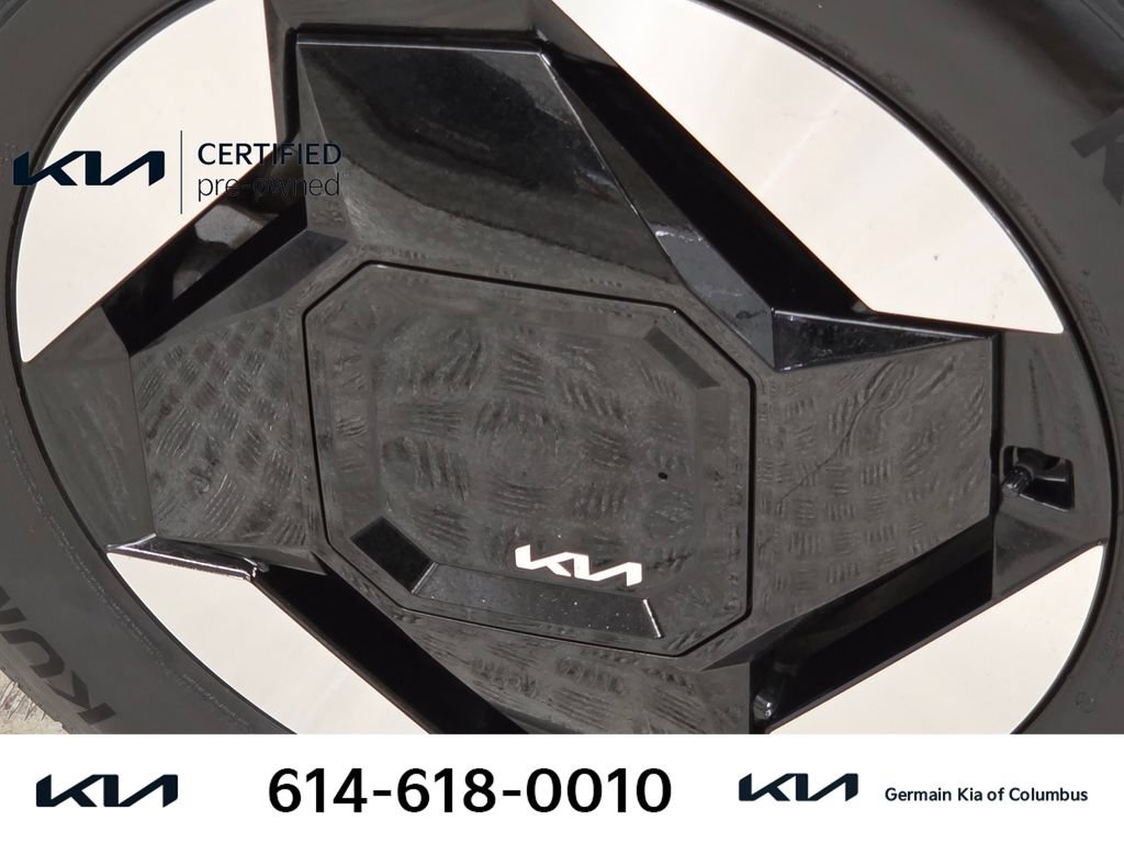 Certified 2024 Kia EV9 Wind AWD/4WD image 12