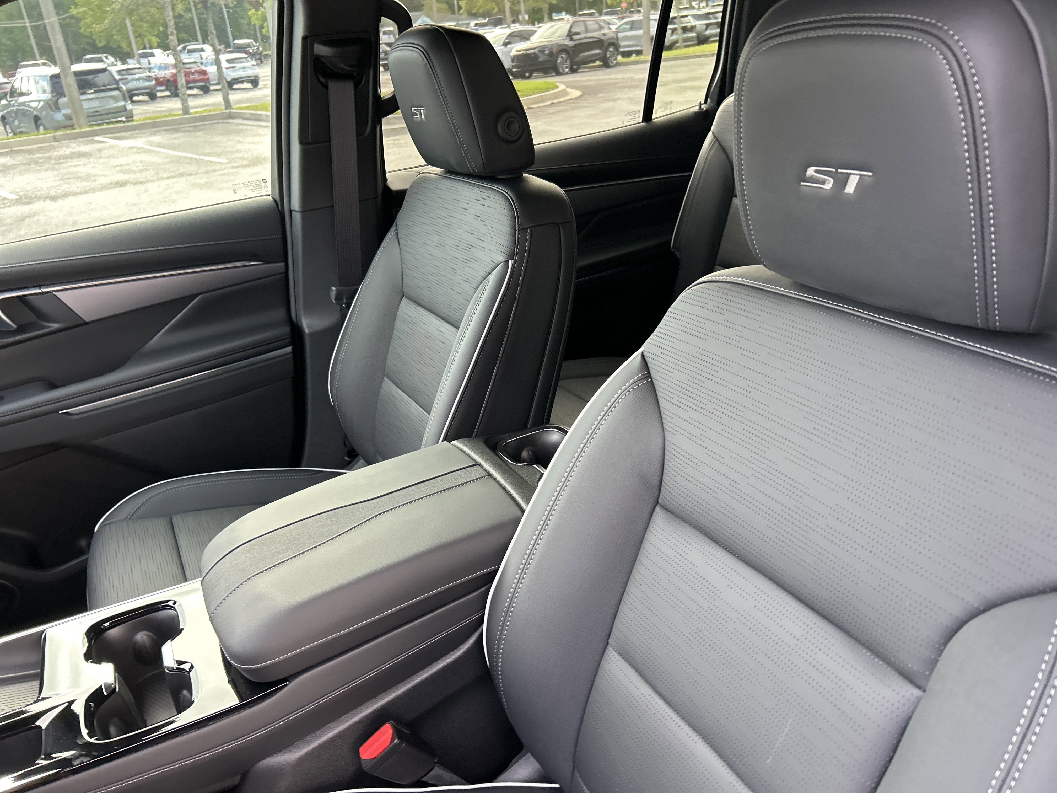 New 2025 Buick Enclave Sport Touring w/ Power Package image 12