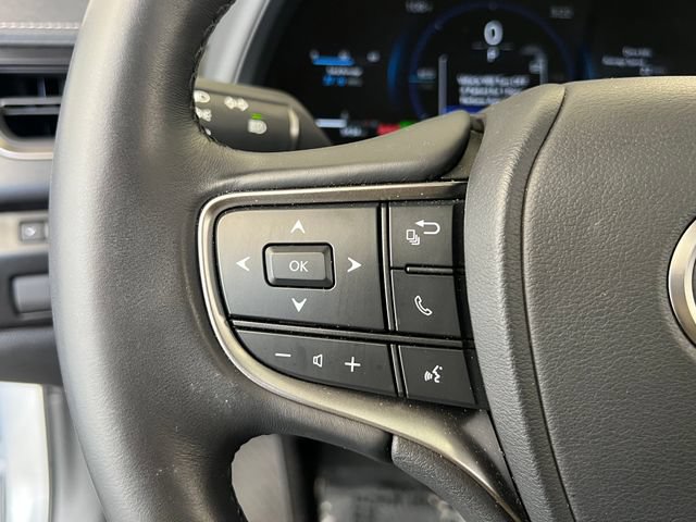 Used 2025 Lexus UX 300h FWD w/ Accessory Package (Z2) image 38
