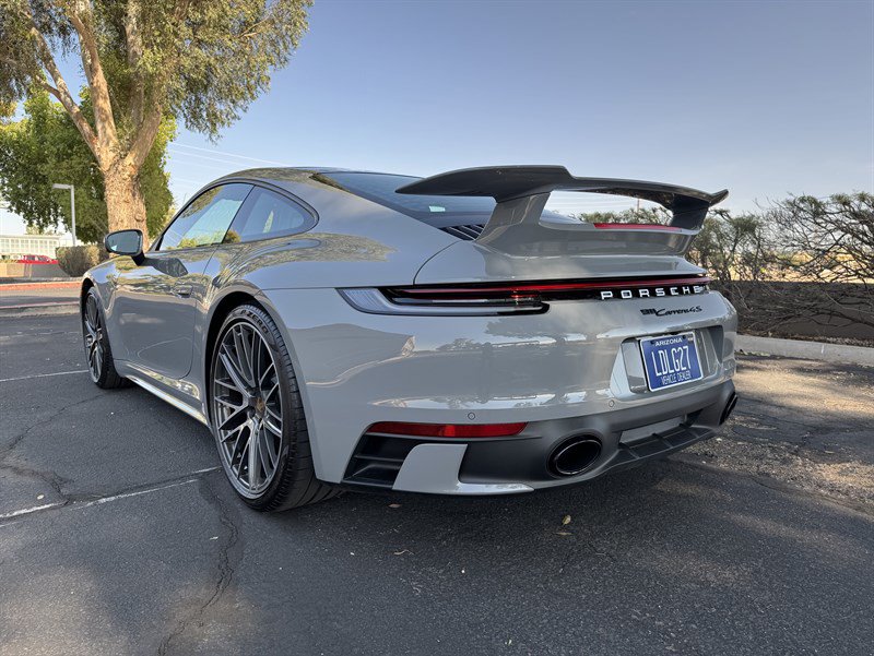Used 2024 Porsche 911 Carrera 4S w/ Premium Package AWD/4WD image 16