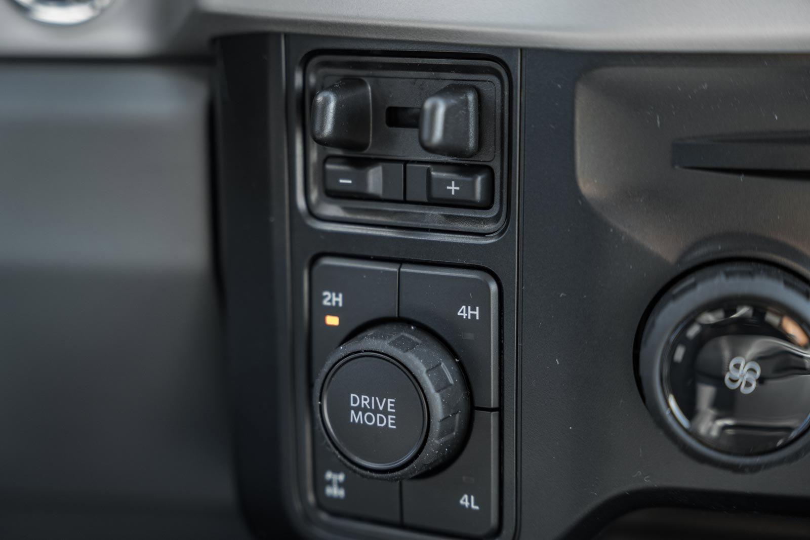 New 2026 Ford F250 XLT w/ XLT Premium Package image 29