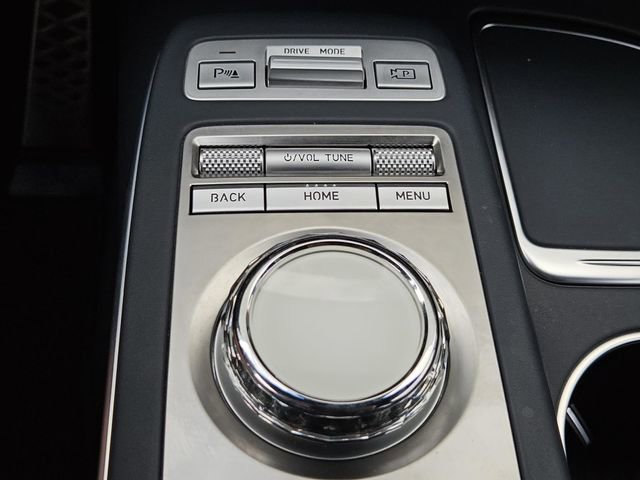 Used 2022 Genesis GV70 2.5T w/ Sport Prestige Package image 9