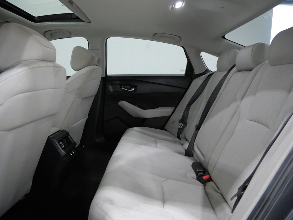 Used 2025 Honda Accord SE image 23