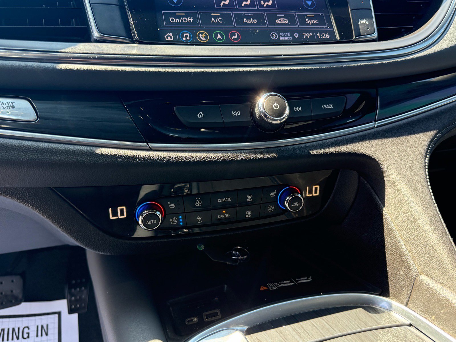 Used 2022 Buick Enclave Premium AWD/4WD image 21