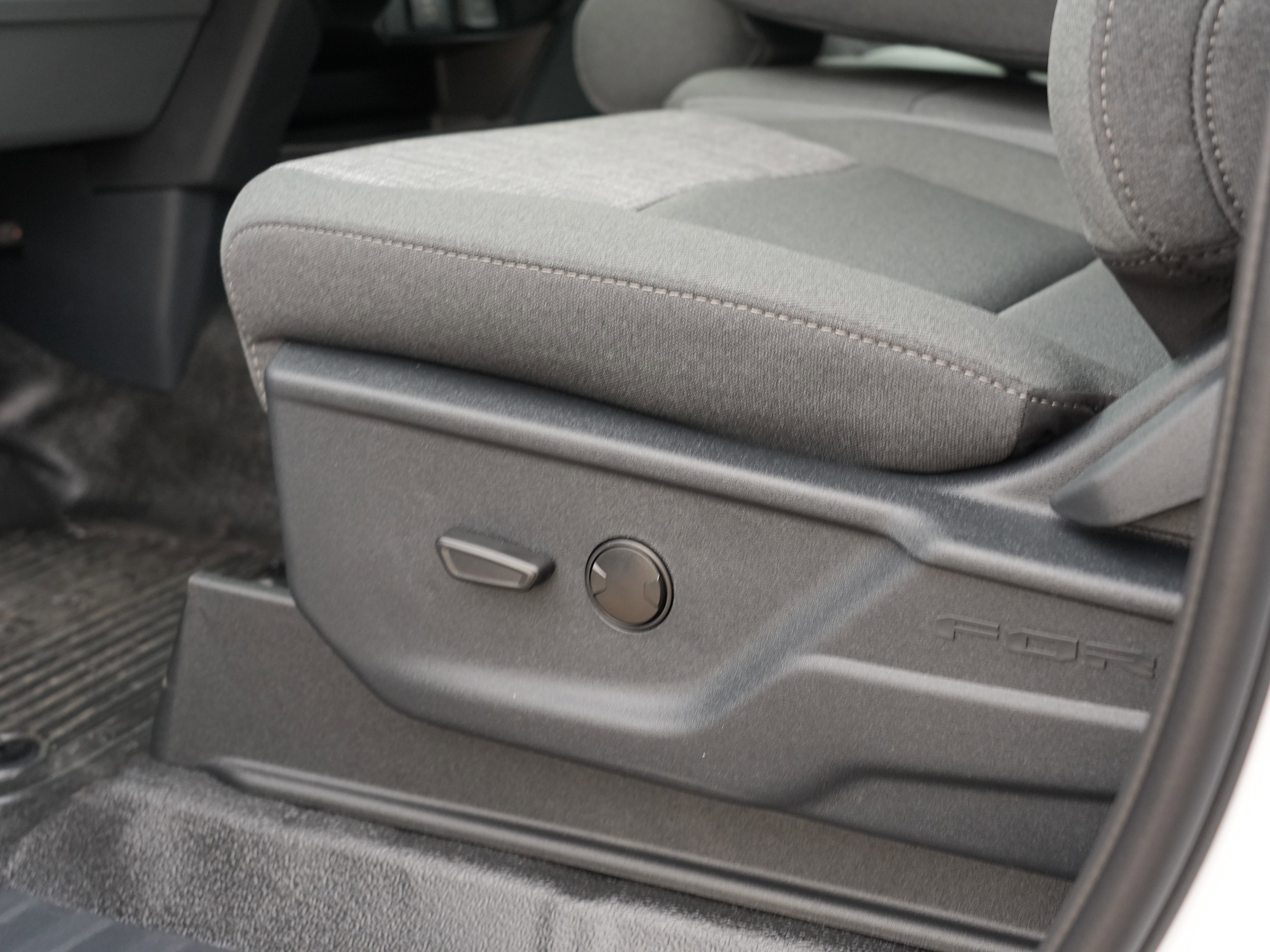 New 2026 Ford F550 4x4 Crew Cab Super Duty image 17