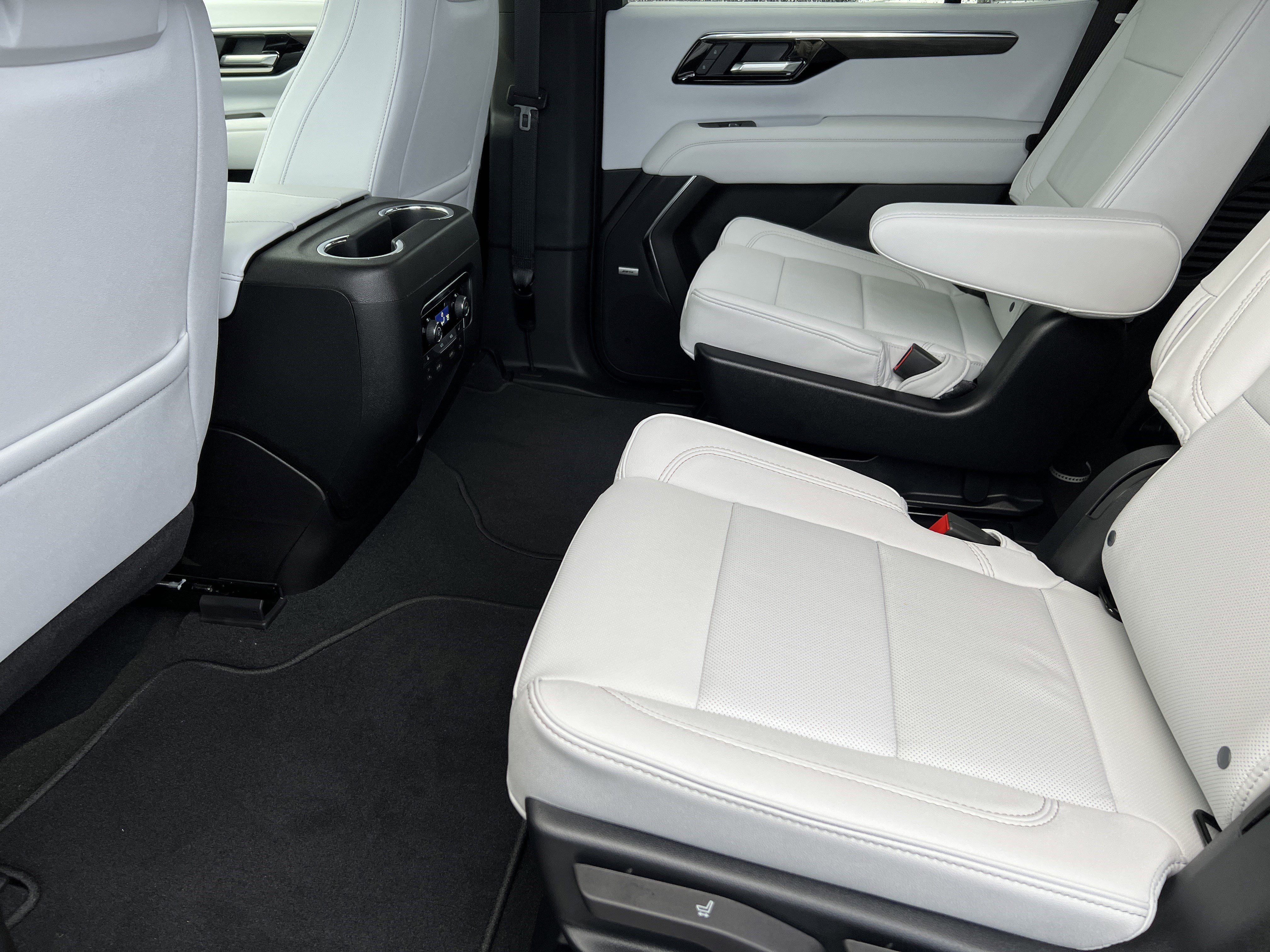 New 2026 Chevrolet Tahoe Premier image 16