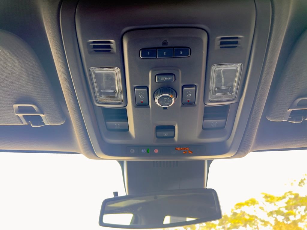 Used 2023 Chevrolet Tahoe LT w/ LT Signature Plus Package RWD image 38