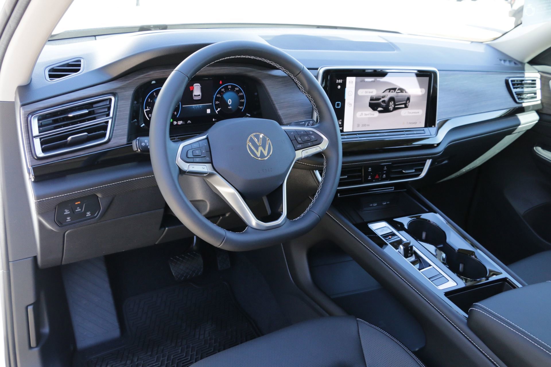New 2026 Volkswagen Atlas SEL AWD/4WD image 8