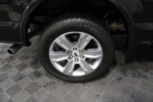 Used 2015 Ford F150 Platinum w/ Equipment Group 701A Luxury image 27